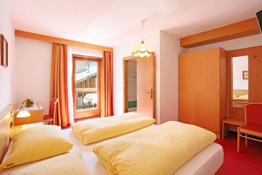 ואל די ויצה Gasthof Albergo Neuwirt מראה חיצוני תמונה