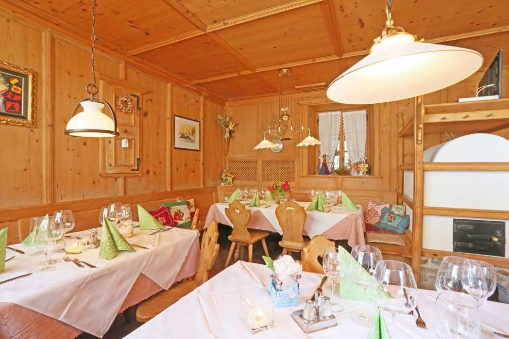ואל די ויצה Gasthof Albergo Neuwirt מראה חיצוני תמונה